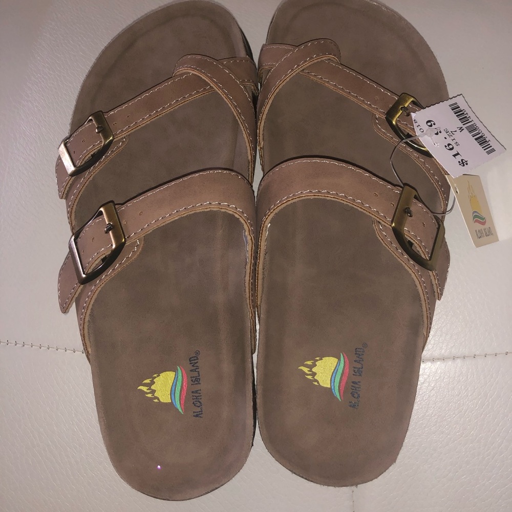Sandals - Picture 3 of 3